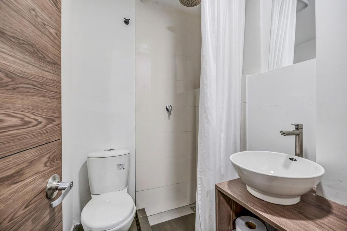 Nowa Terra Ph - Heated Small Pool, Bbq & Ac Lleras Park Apartamento Medellín